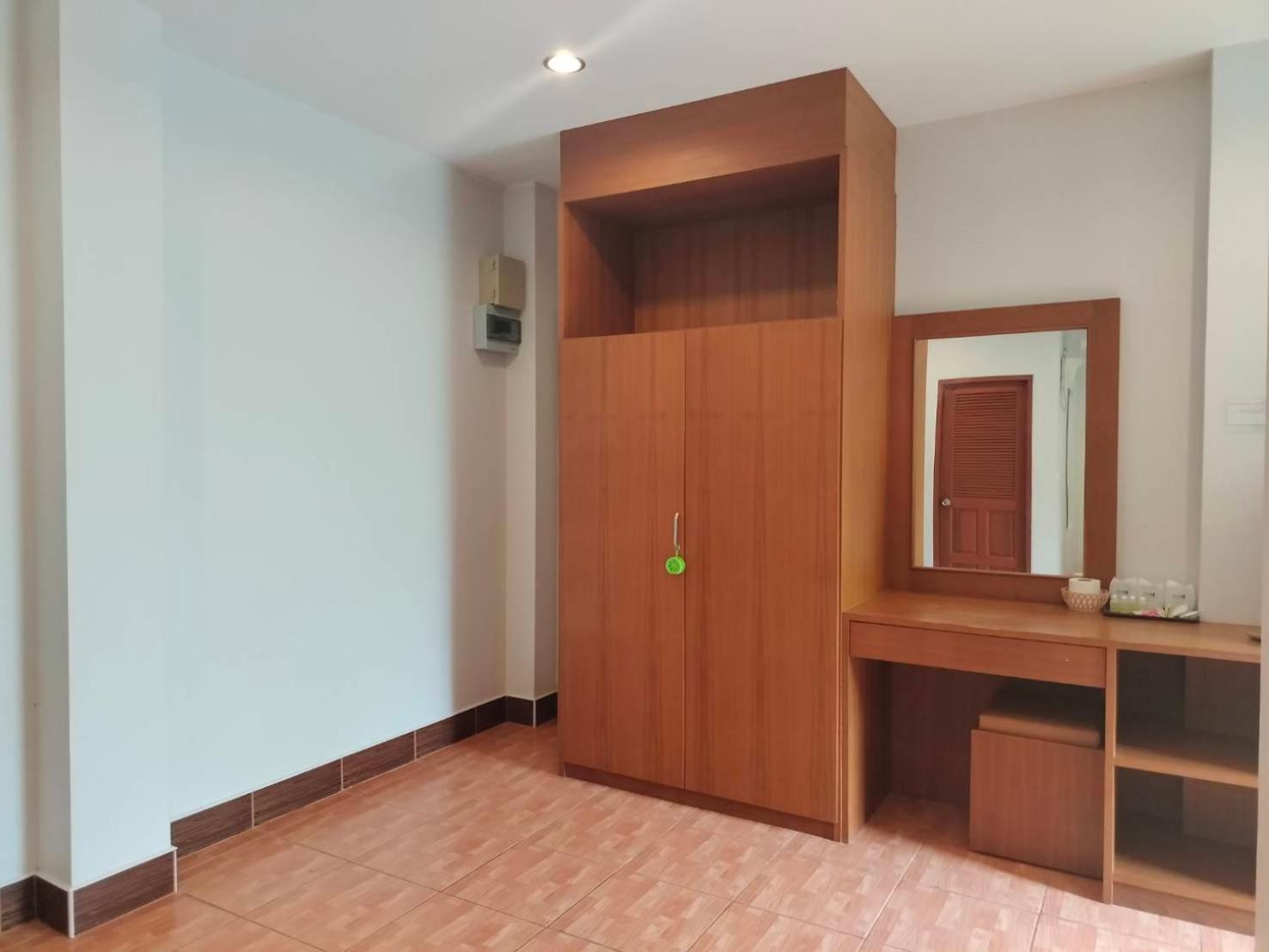 קו לנטה N.D.Hotel מראה חיצוני תמונה