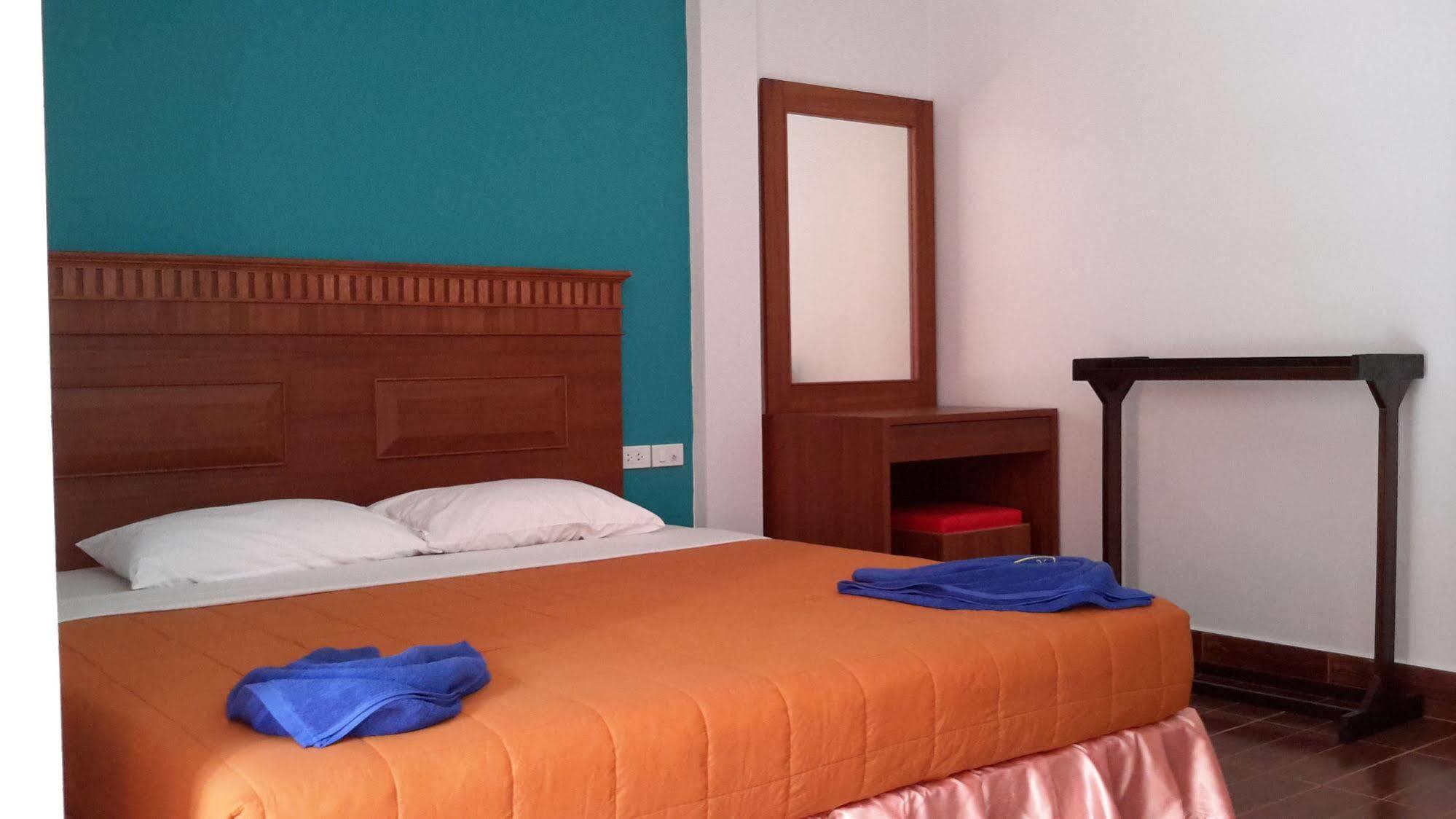 קו לנטה N.D.Hotel מראה חיצוני תמונה