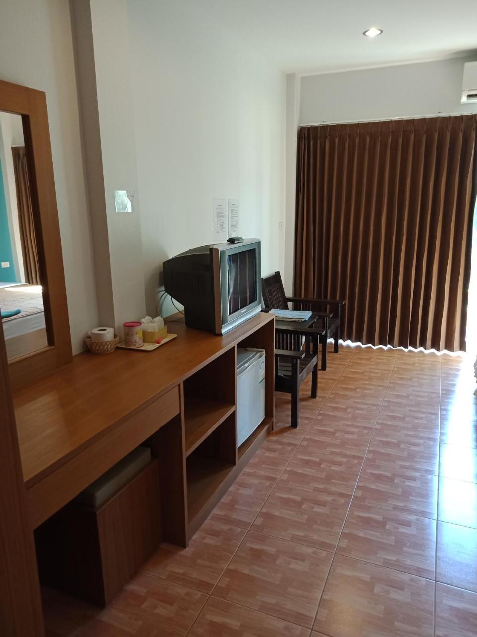 קו לנטה N.D.Hotel מראה חיצוני תמונה